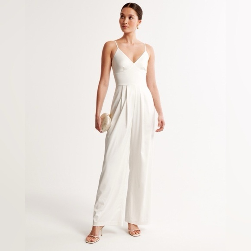 Abercrombie & Fitch White V-Neck Wide-Leg Jumpsuit
